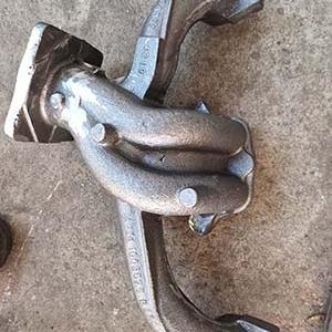 What Causes an Exhaust Manifold to Crackor Leak